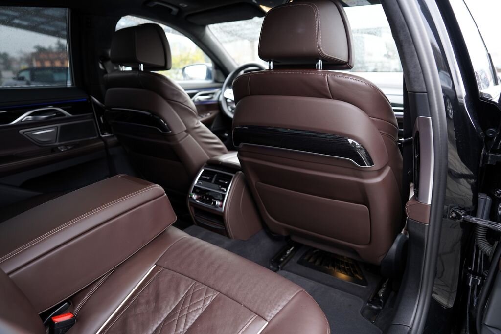 BMW Řada 7 Sedan 3,0 l 250 kw