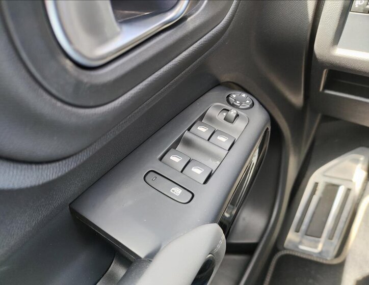 Citroën C5 Aircross SUV / Terénní 1,5 l 96 kw