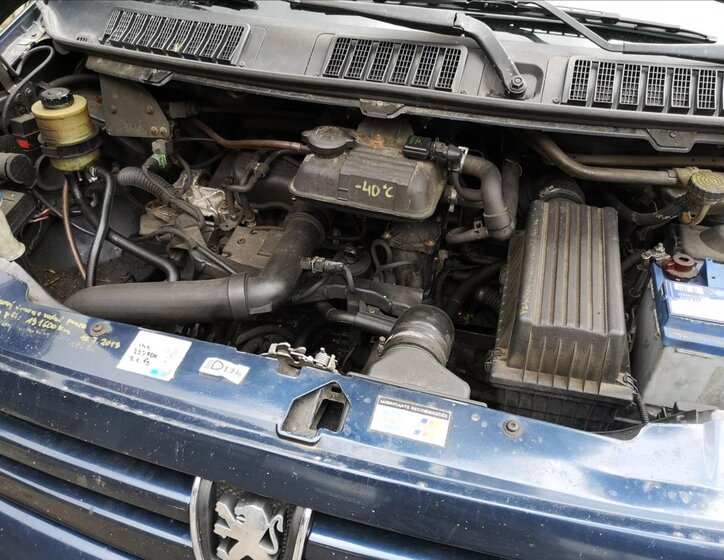 Peugeot 806 Kombi 2,1 l 80 kw