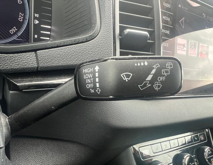 Škoda Karoq SUV 1,5 l 110 kw