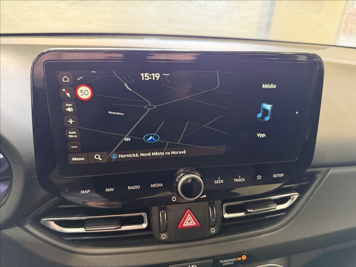 Hyundai i30 Sedan / Limuzína 1,5 l 117 kw