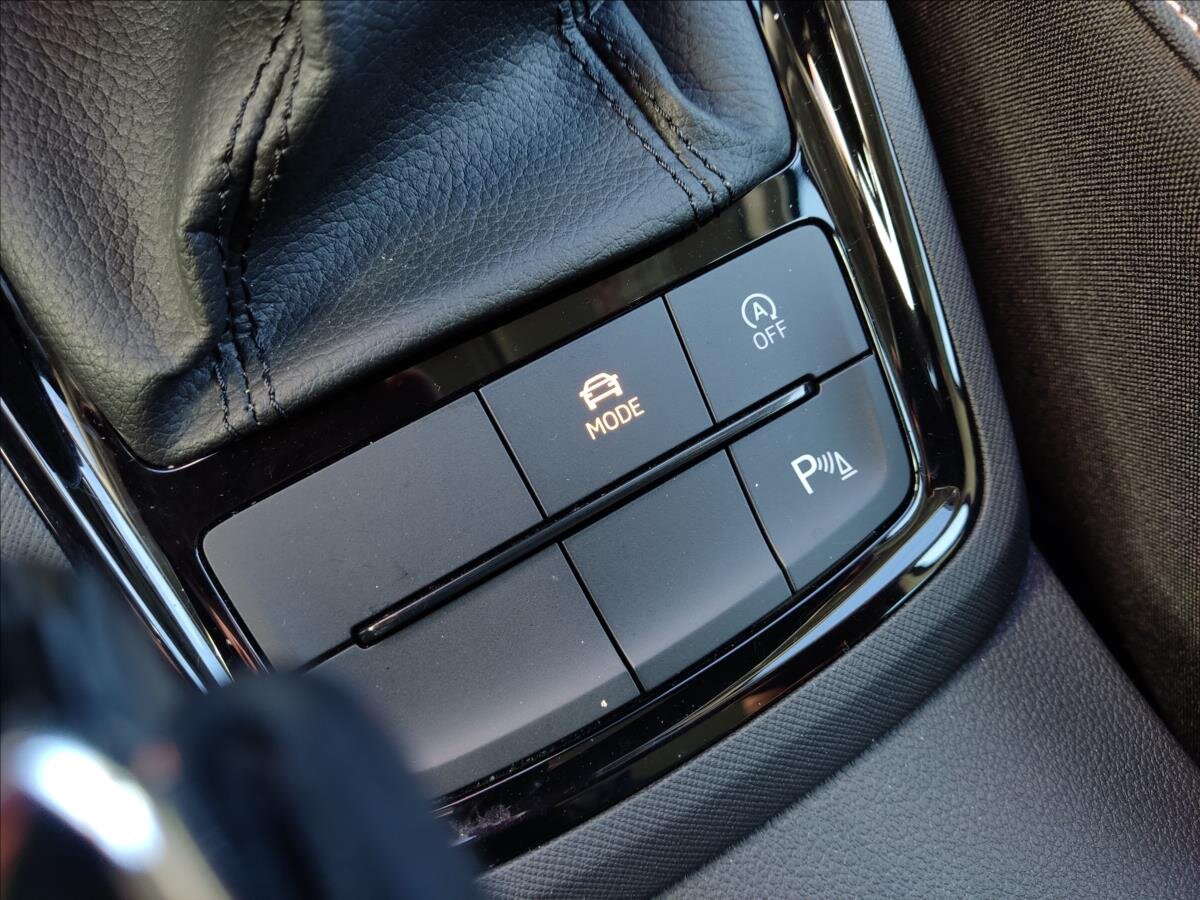 Škoda Scala Hatchback 999,0 85 kw