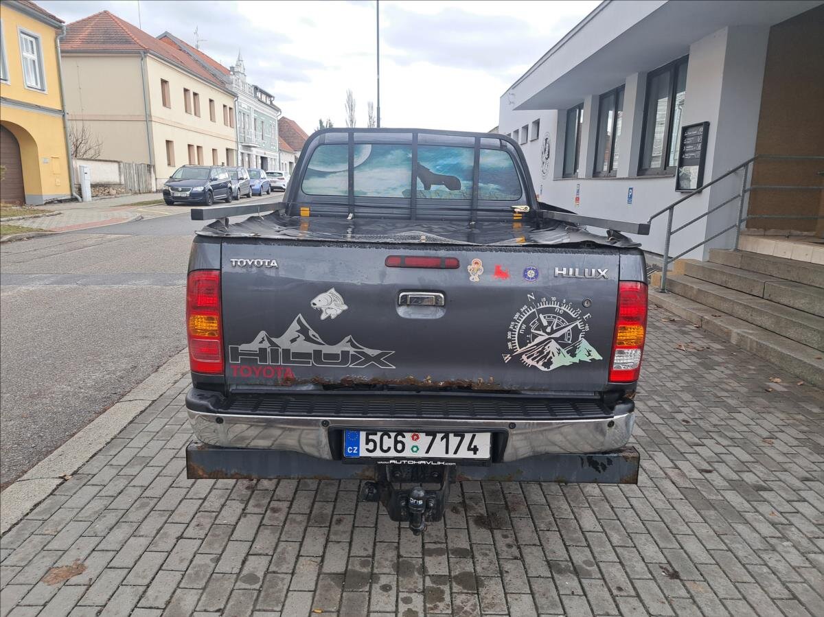Toyota Hilux Pick-up 2,5 l 106 kw