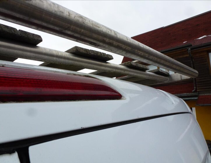 Ford Transit Skříň 2,2 l 74 kw