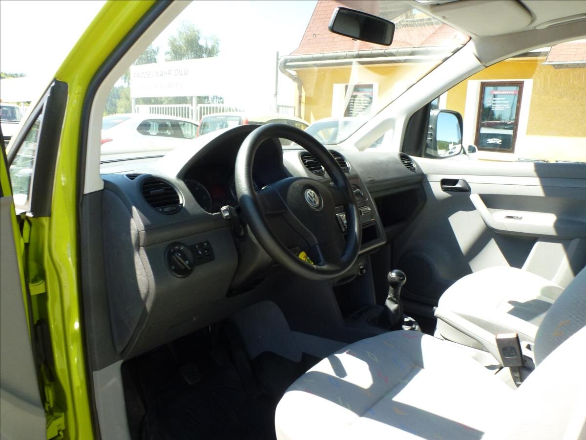 Volkswagen Caddy Skříň 1,9 l 77 kw