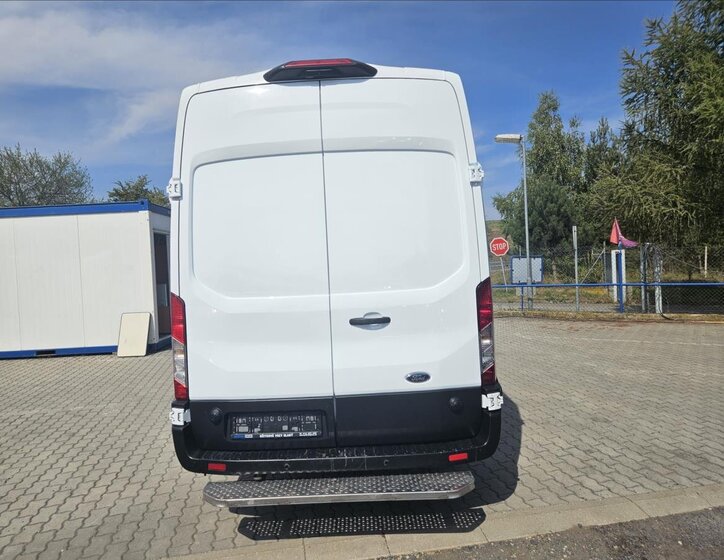 Ford Transit 4