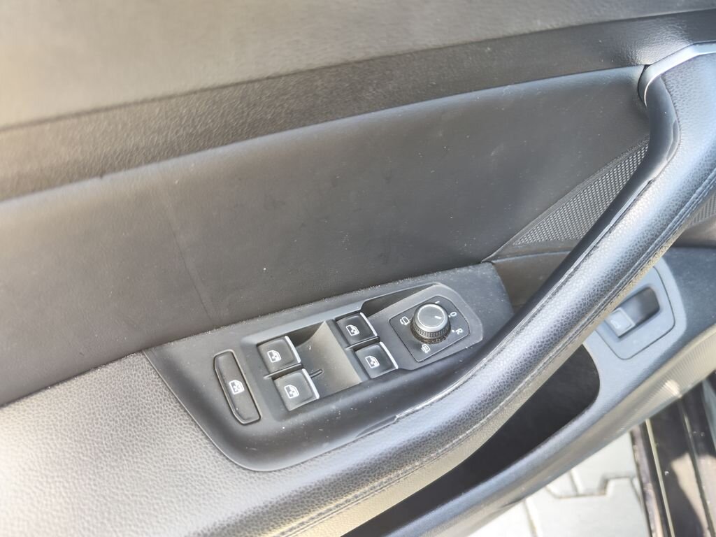 Volkswagen Passat Kombi 2,0 l 140 kw