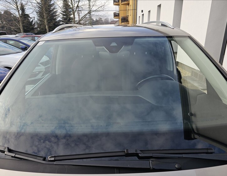 Volkswagen Touran Kombi 1,4 l 110 kw