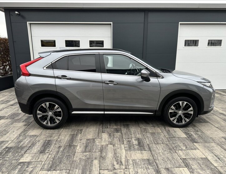 Mitsubishi Eclipse Cross SUV / Terénní 2,3 l 109 kw