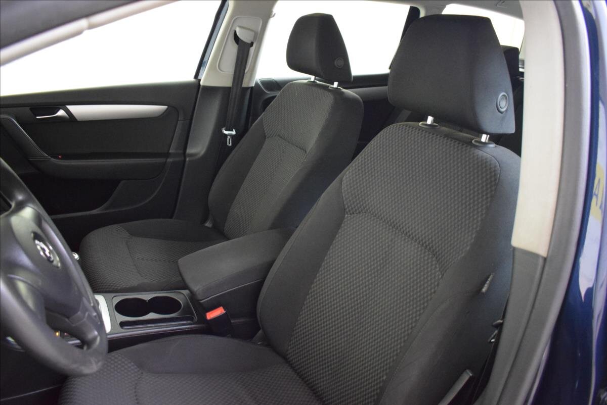 Volkswagen Passat Kombi 2,0 l 103 kw