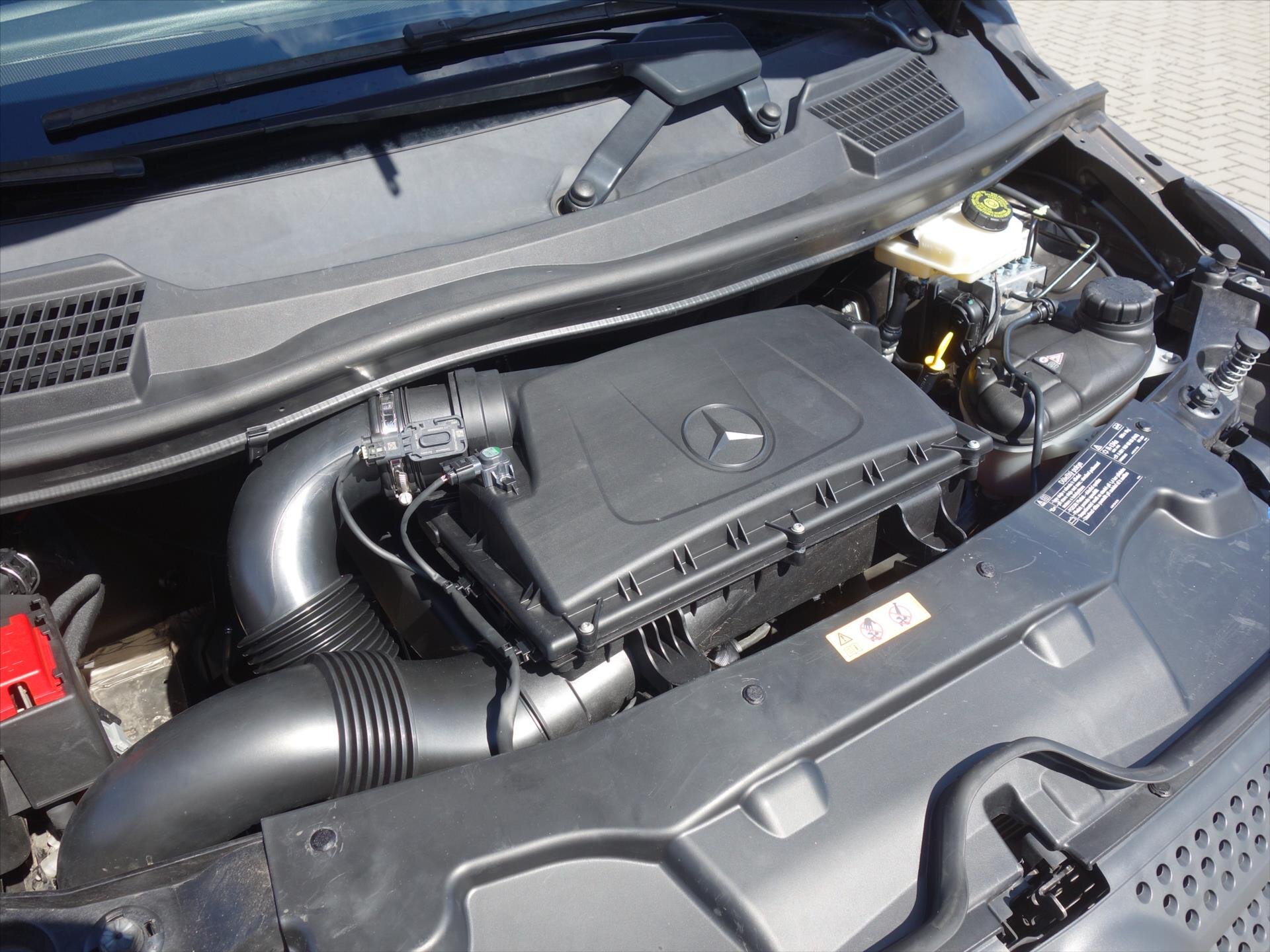 Mercedes-Benz Vito Kombi 2,1 l 140 kw