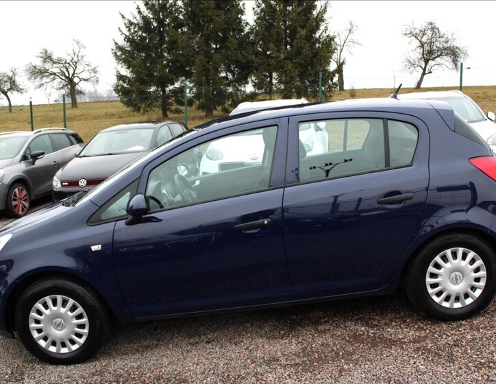 Opel Corsa Hatchback 998,0 44 kw