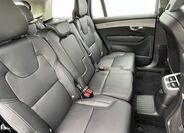 Volvo XC90 29