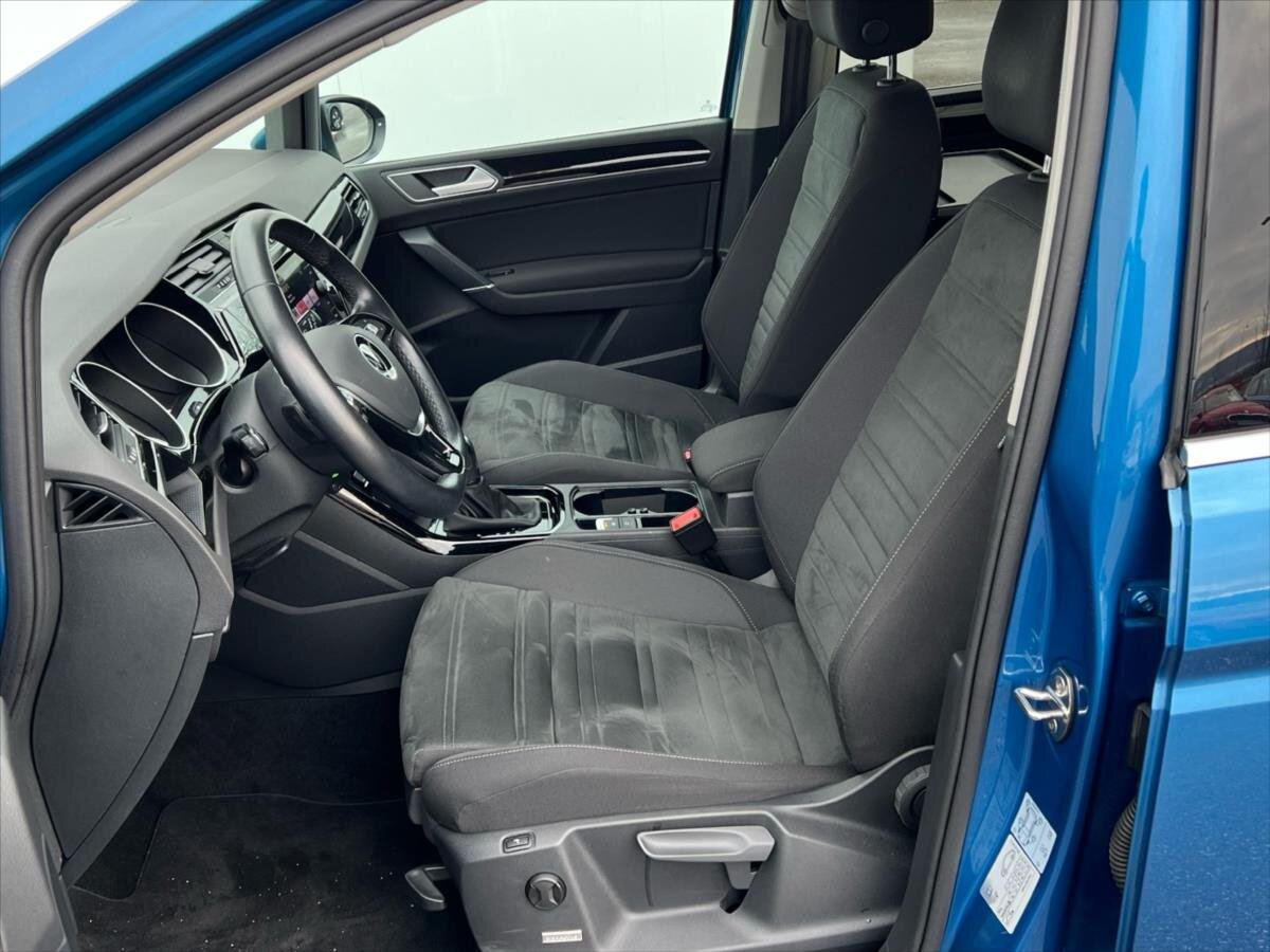 Volkswagen Touran Kombi 1,5 l 110 kw