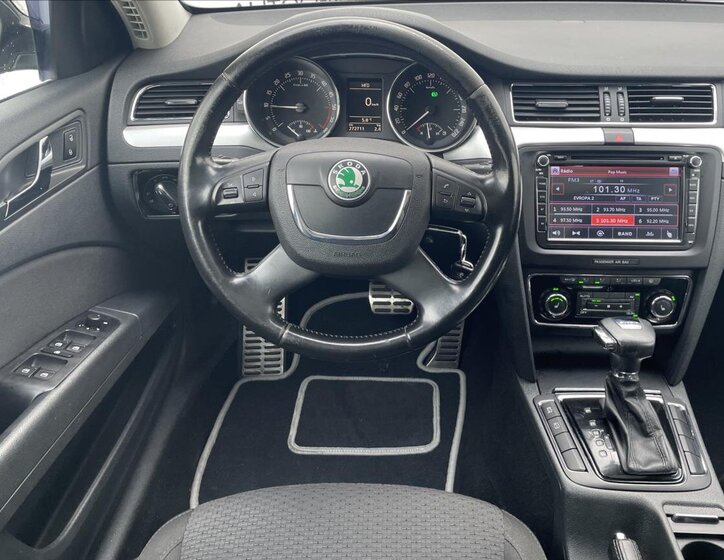 Škoda Superb Kombi 2,0 l 103 kw