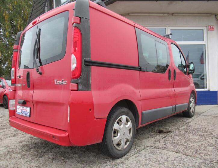 Renault Trafic 5