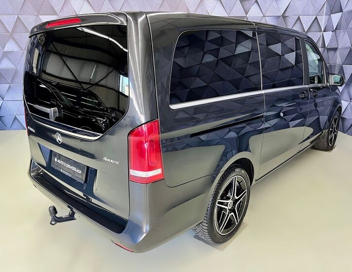 Mercedes-Benz Třídy V 7