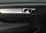 Volvo XC40 9
