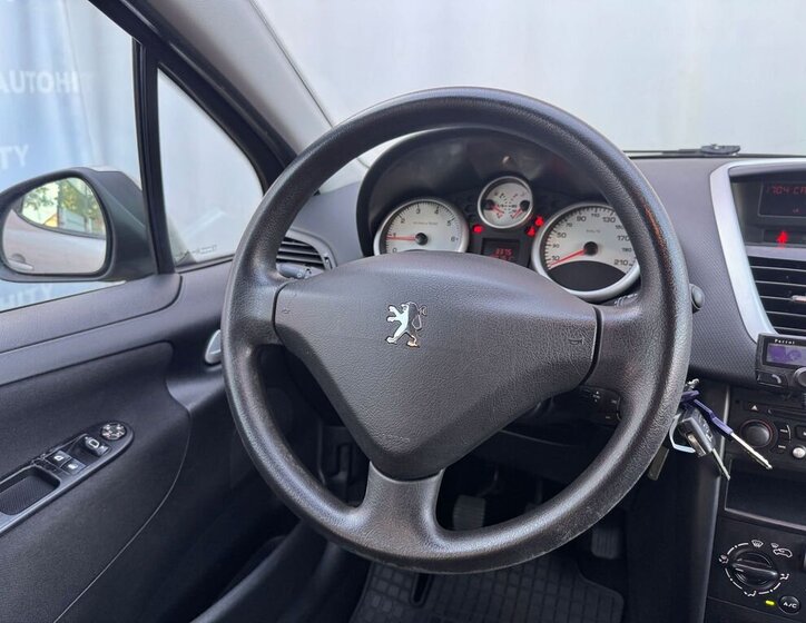 Peugeot 207 Kombi 1,4 l 70 kw