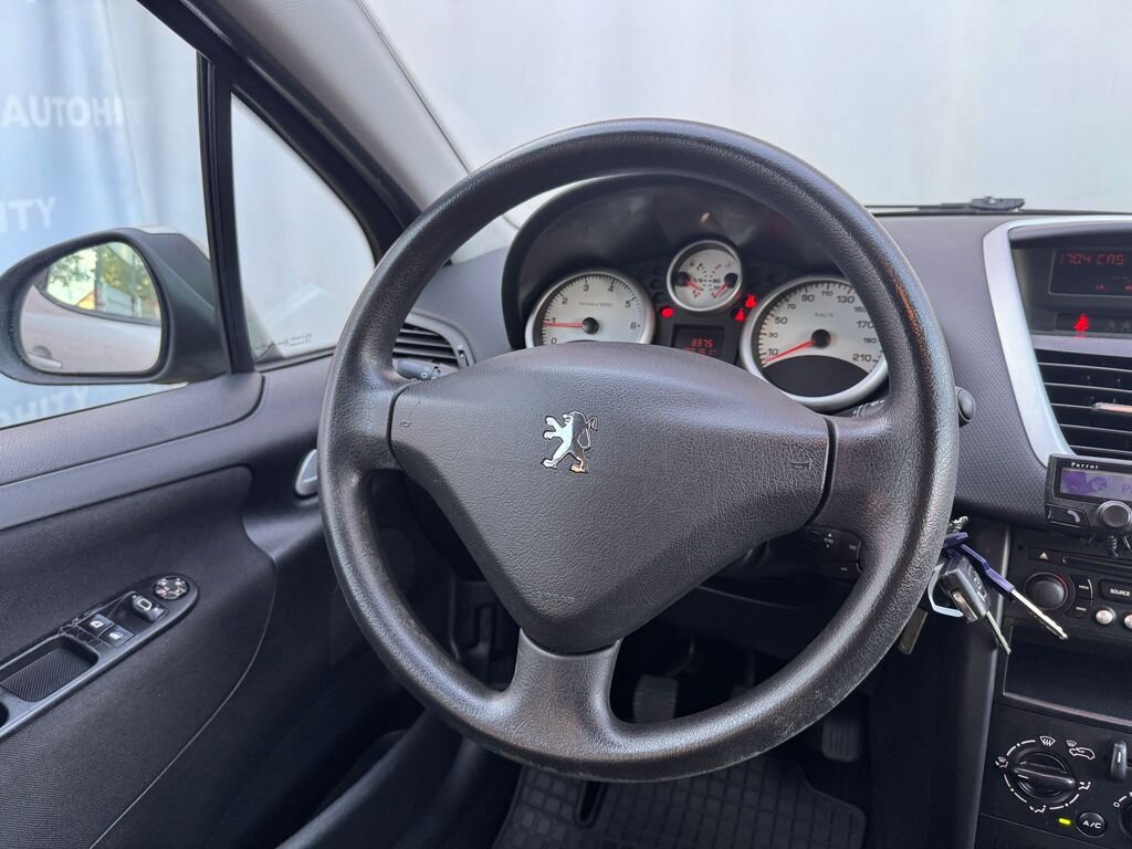 Peugeot 207 Kombi 1,4 l 70 kw
