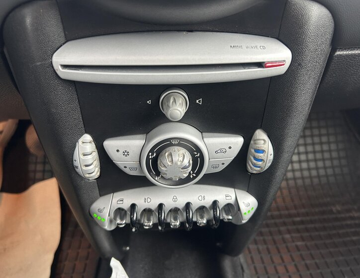 Mini Cooper Hatchback 1,6 l 80 kw