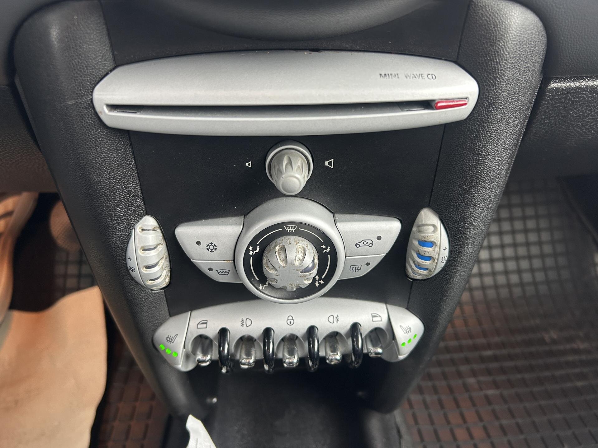 Mini Cooper Hatchback 1,6 l 80 kw