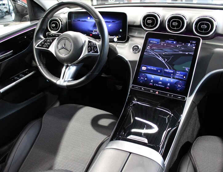 Mercedes-Benz Třídy C Kombi 2,0 l 147 kw