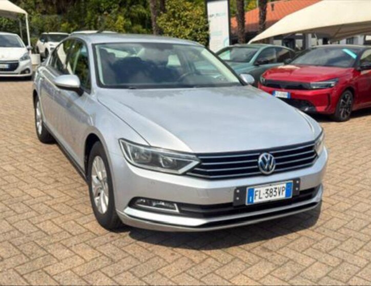 Volkswagen Passat Ostatní 1,6 l 88 kw
