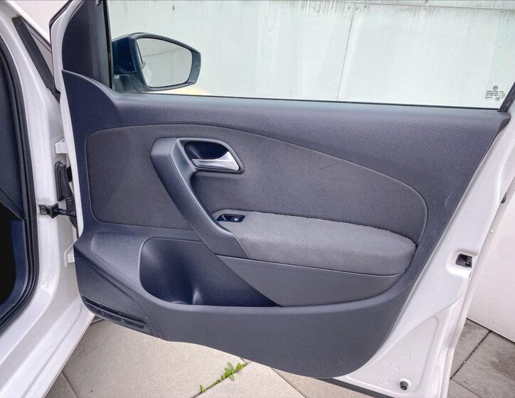 Volkswagen Polo Hatchback 1,6 l 60 kw