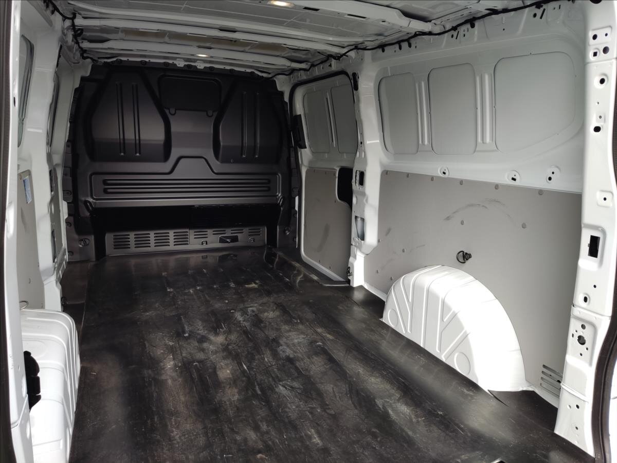 Volkswagen Transporter Skříň 2,0 l 110 kw