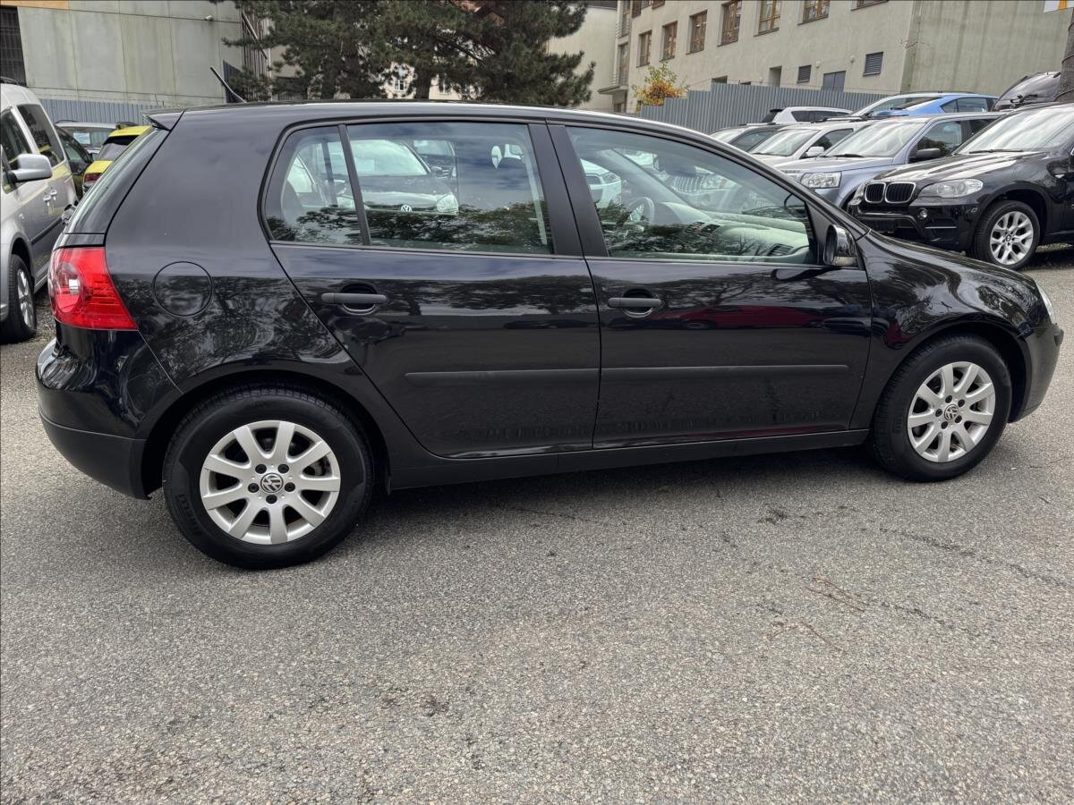 Volkswagen Golf Hatchback 1,6 l 85 kw