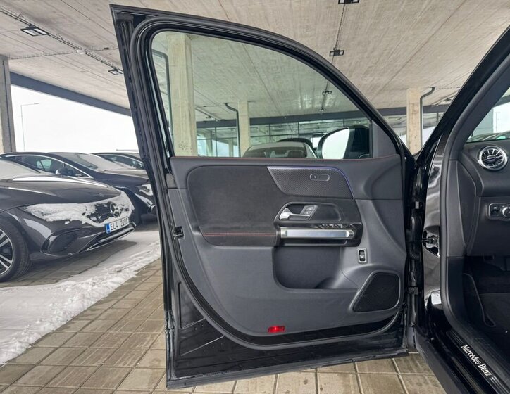 Mercedes-Benz GLB SUV 2,0 l 110 kw