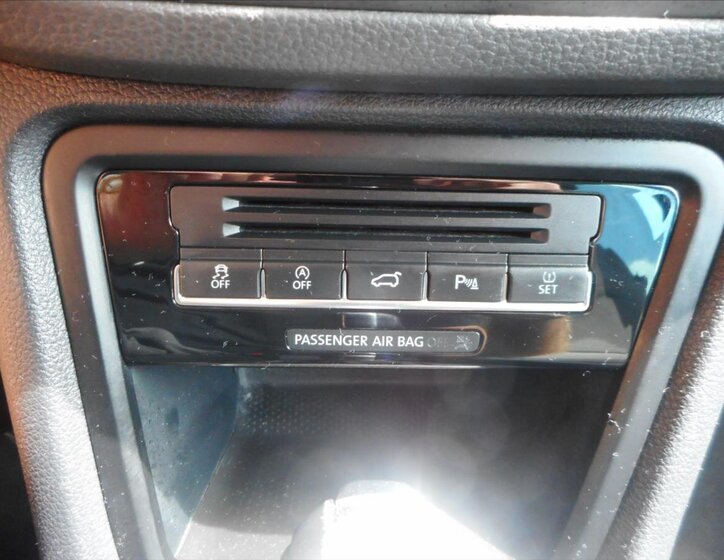 Volkswagen Sharan MPV 2,0 l 103 kw