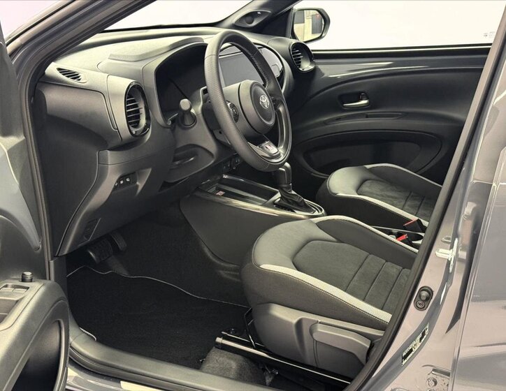 Toyota Aygo Hatchback 1,5 l 85 kw