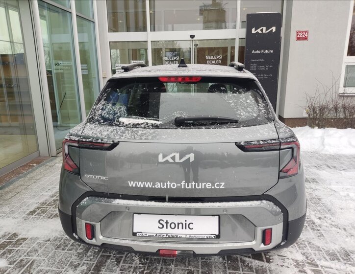 KIA Stonic Kombi 998,0 73 kw