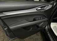 Alfa Romeo Stelvio 14