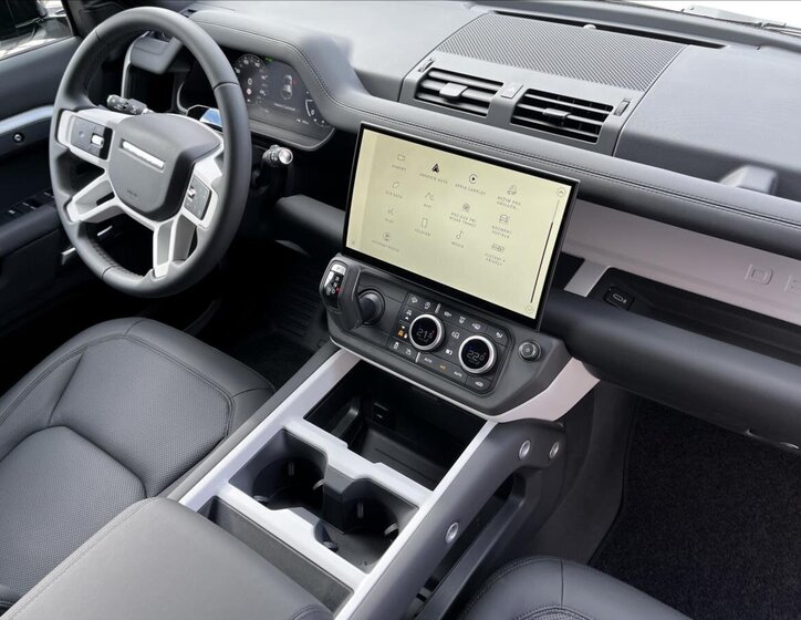 Land Rover Defender SUV / Terénní 3,0 l 147 kw