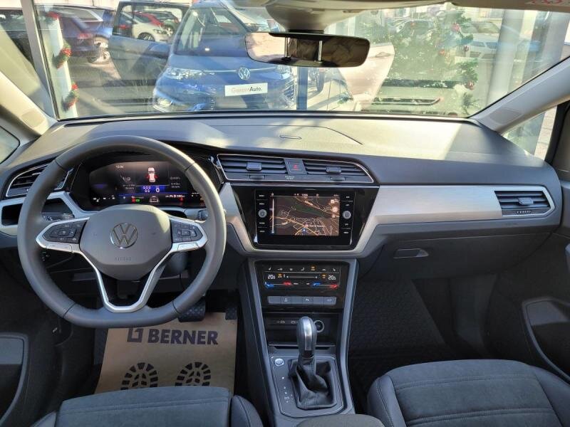Volkswagen Touran MPV 1,5 l 110 kw