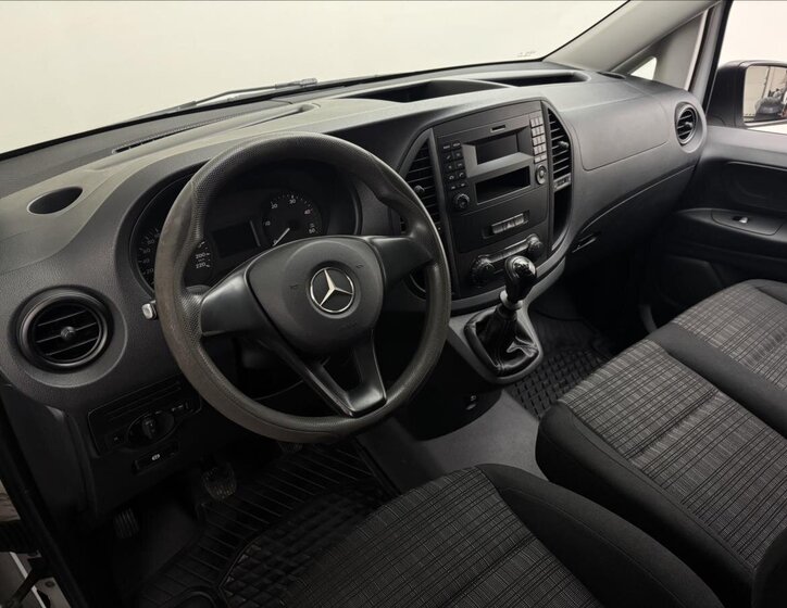 Mercedes-Benz Vito Skříň 1,6 l 65 kw