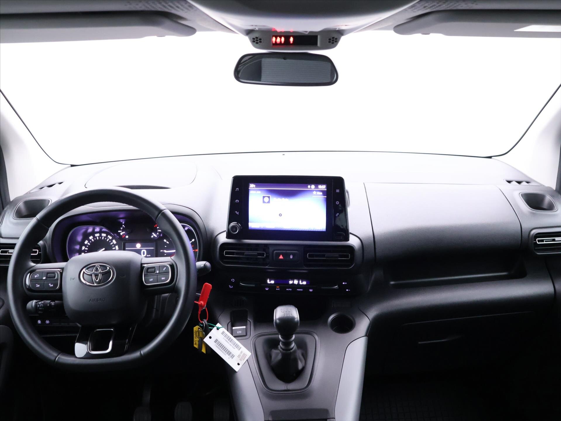 Toyota ProAce City Verso MPV 1,2 l 81 kw