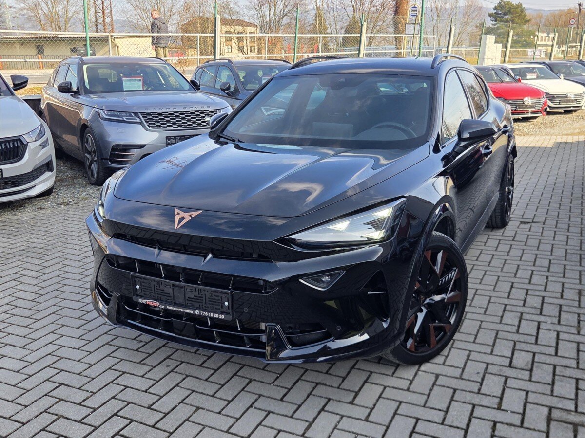 Cupra Formentor SUV / Terénní 2,0 l 245 kw