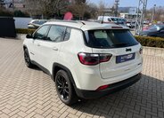 Jeep Compass SUV / Terénní 1,3 l 96 kw