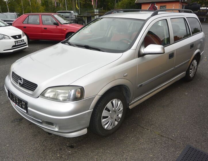 Opel Astra 1