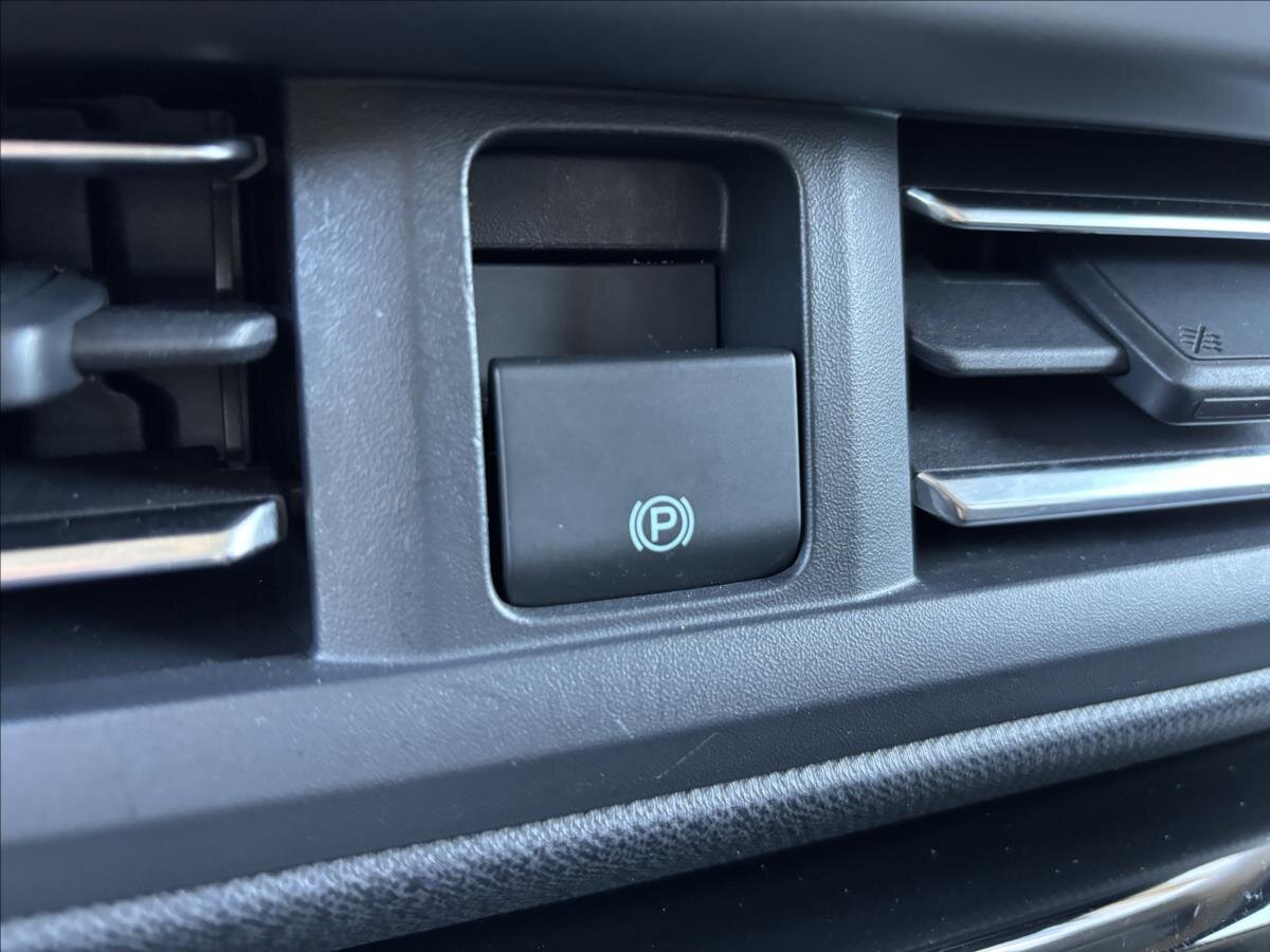 Ford Tourneo Custom Kombi 2,0 l 110 kw