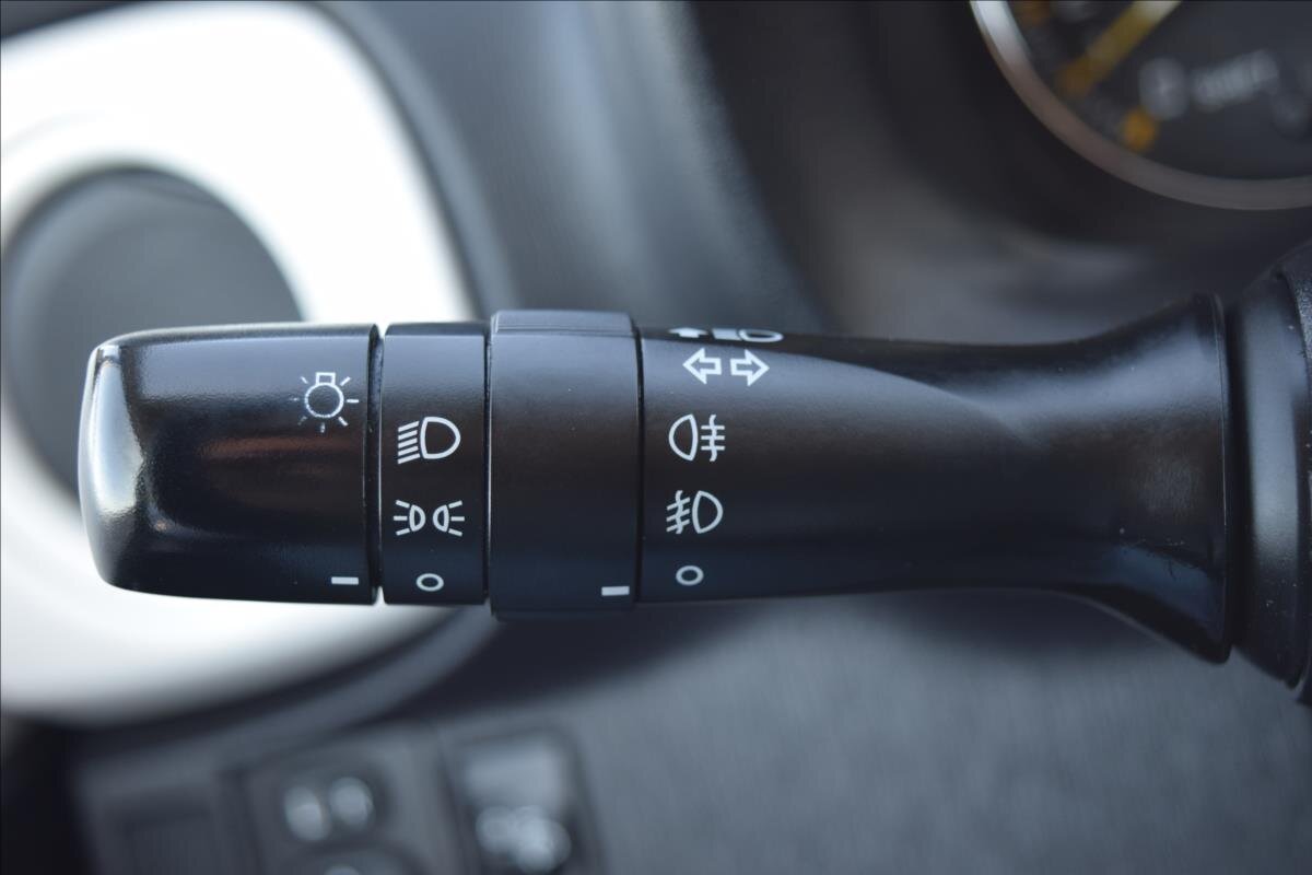 Toyota Yaris Hatchback 998,0 51 kw