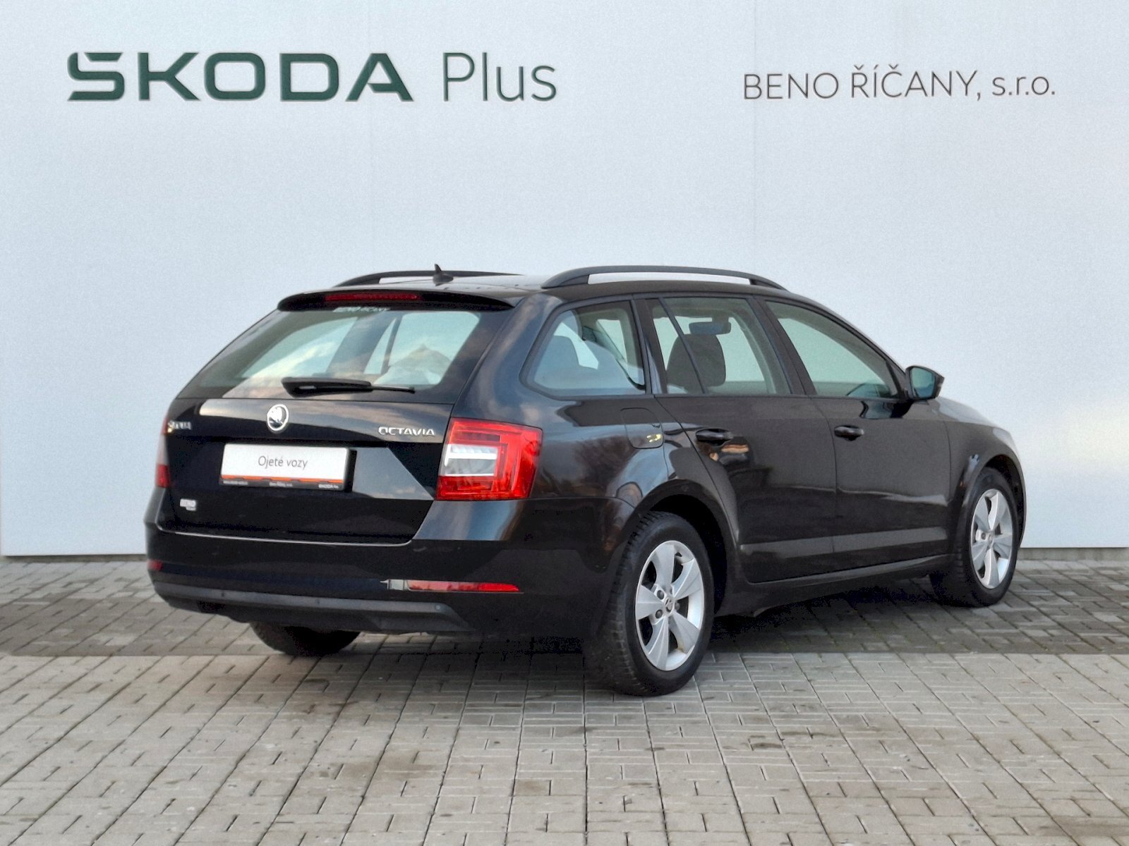 Škoda Octavia Kombi 2,0 l 110 kw