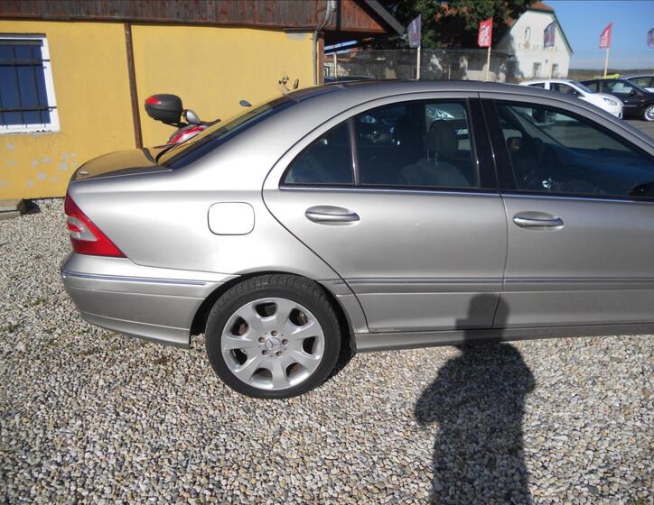 Mercedes-Benz Třídy C 5