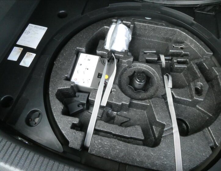 Volkswagen Touran 25