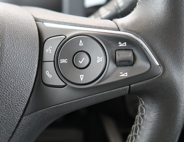 Opel Mokka SUV / Terénní 1,2 l 100 kw