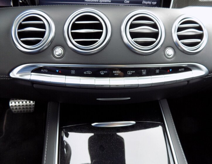 Mercedes-Benz Třídy S Ostatní 5,5 l 430 kw